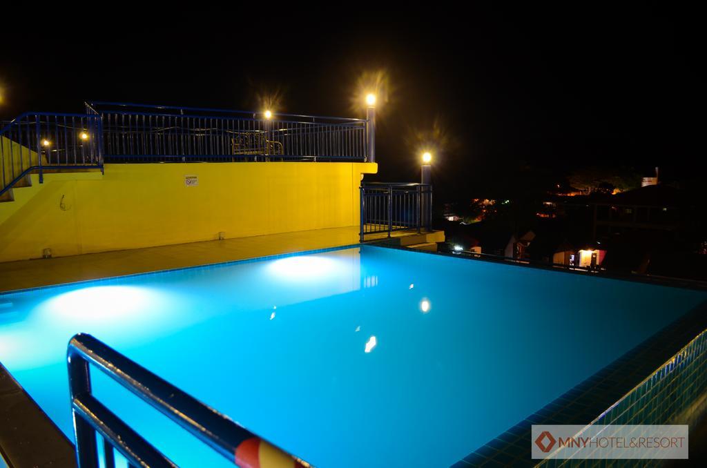 Mny Hotel & Resort Kampung Teluk Nipah Eksteriør bilde