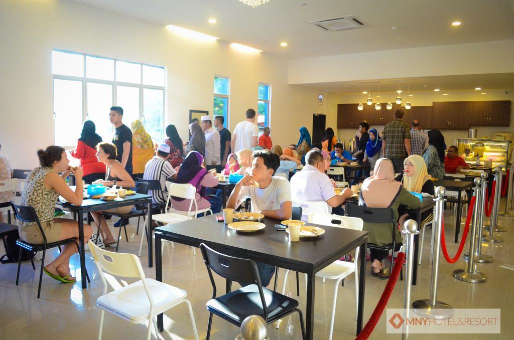 Mny Hotel & Resort Kampung Teluk Nipah Eksteriør bilde