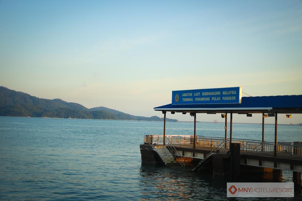 Mny Hotel & Resort Kampung Teluk Nipah Eksteriør bilde