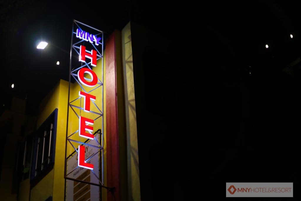 Mny Hotel & Resort Kampung Teluk Nipah Eksteriør bilde