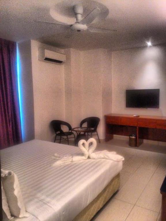 Mny Hotel & Resort Kampung Teluk Nipah Eksteriør bilde