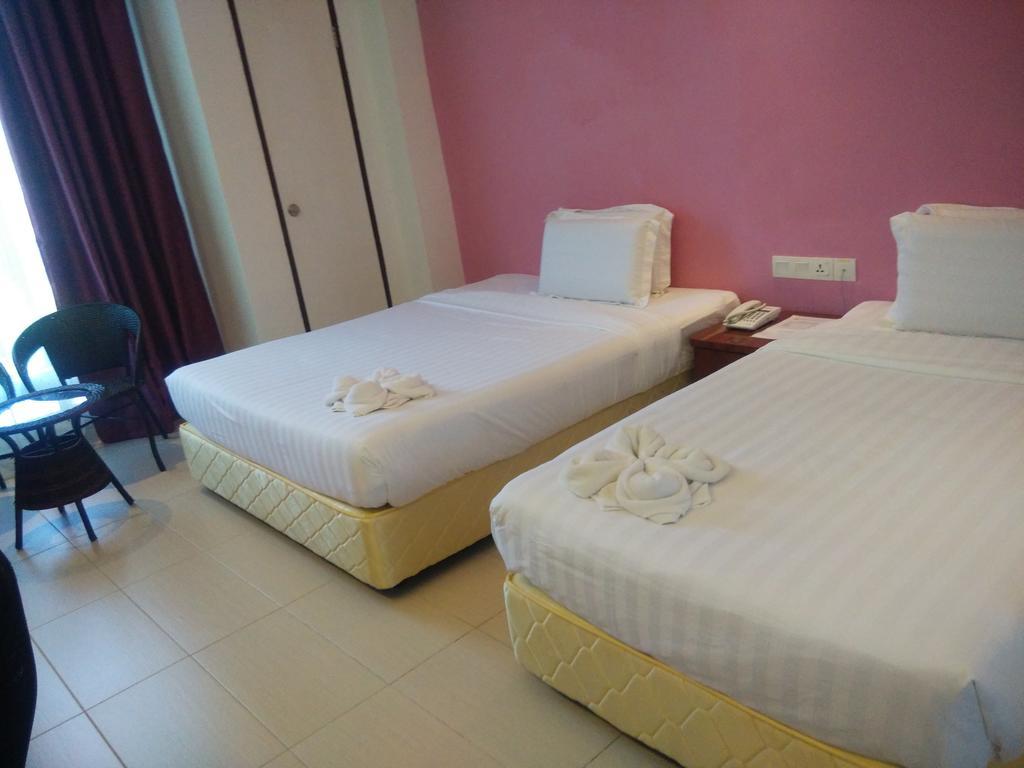 Mny Hotel & Resort Kampung Teluk Nipah Eksteriør bilde